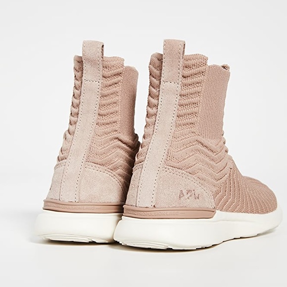 APL | Shoes | Apl Techloom Chelsea 